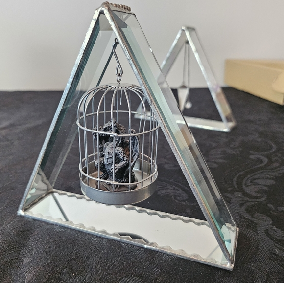 Artesian Goddess Glass Triangle Pendulum Hangers - Picture 6 of 15